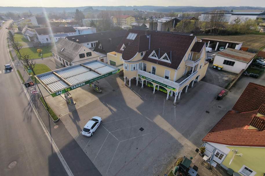 Gebäude mit Lager, großem Grundstück, Tankstelle und Wohnung in bester Lage (Provisionsfrei), Gewerbeobjekt-kauf, 1.200.000,€, 8421 Leibnitz