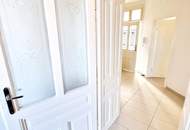 Einkaufen, Ausgehen, Einsteigen – alles vor der Tür! Ideale 3 Zimmer Altbauwohnung! U-Bahn ums Eck + Traumhaft renoviertes Altbauhaus + TOP Altbauwohnung + Optimalste Infrastruktur und Anbindung! Worauf warten Sie noch?