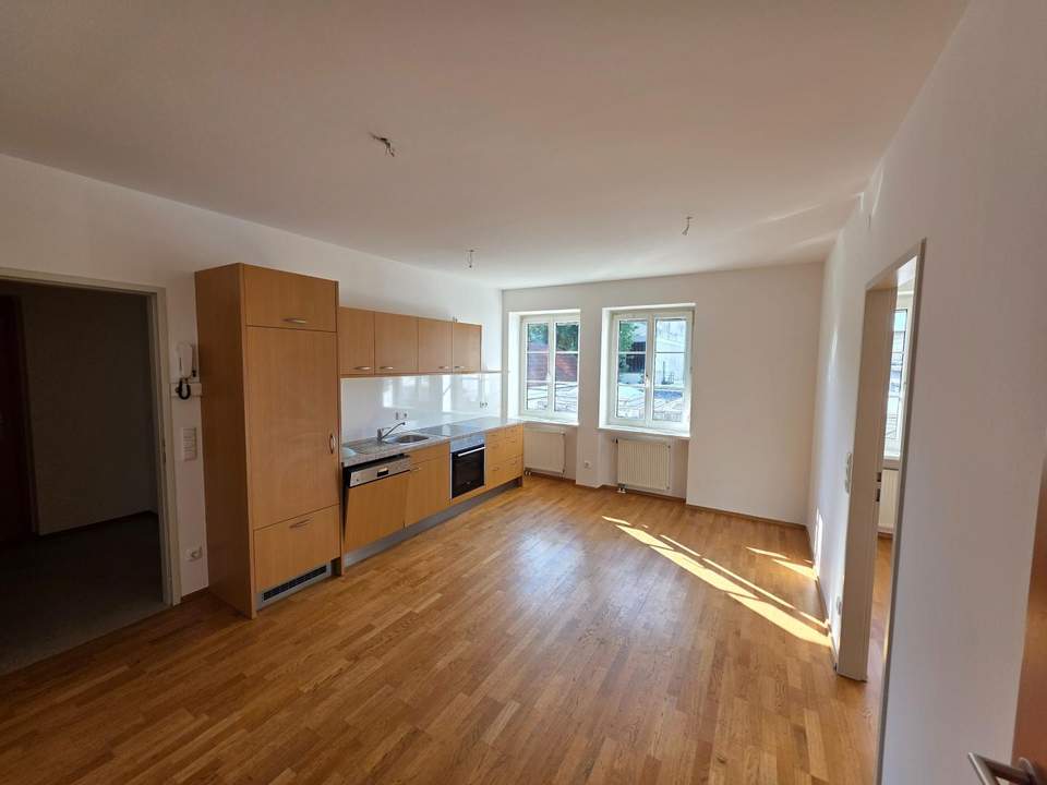 2-Zimmer Mietwohnung in zentraler Lage