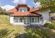 Panoramalage über den Dächern von Oberafiesl – Großzügiges Zweifamilienhaus mit viel Ausbaupotenzial