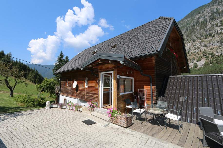 chaletartige Wohnung mit riesigem Garten, beinahe ein ganzes Haus, Haus-kauf, 425.000,€, 9530 Villach Land