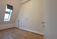 Geräumige 5-Zimmer-Dachgeschosswohnung beim Bennoplatz - VIDEO verfügbar!