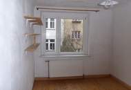 Ältere renovierungsbedürftige Wohnung