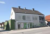 Wohnhaus mit Verkaufsgeschäft und Imbiss/Bistro