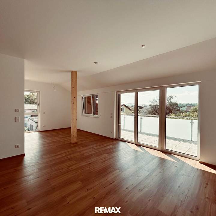 Barrierefreie 4 Zimmer Dachgeschosswohnung TOP 7