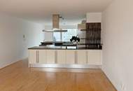 3-Zimmer DG-Maisonette mit Terrasse am Kagraner Platz!