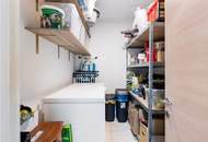 * Hochwertig - Modern - Großzügig * 4-Zimmer-Wohnung mit Dachterrasse und Balkon in ruhiger Lage