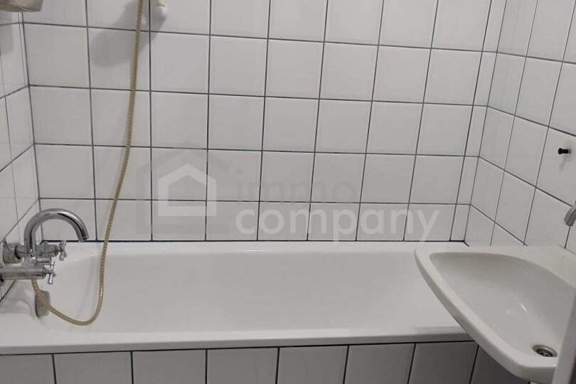 Großenzersdorf - Mietwohnung mit Balkon zu vermieten, Wohnung-miete, 850,00,€, 2301 Gänserndorf