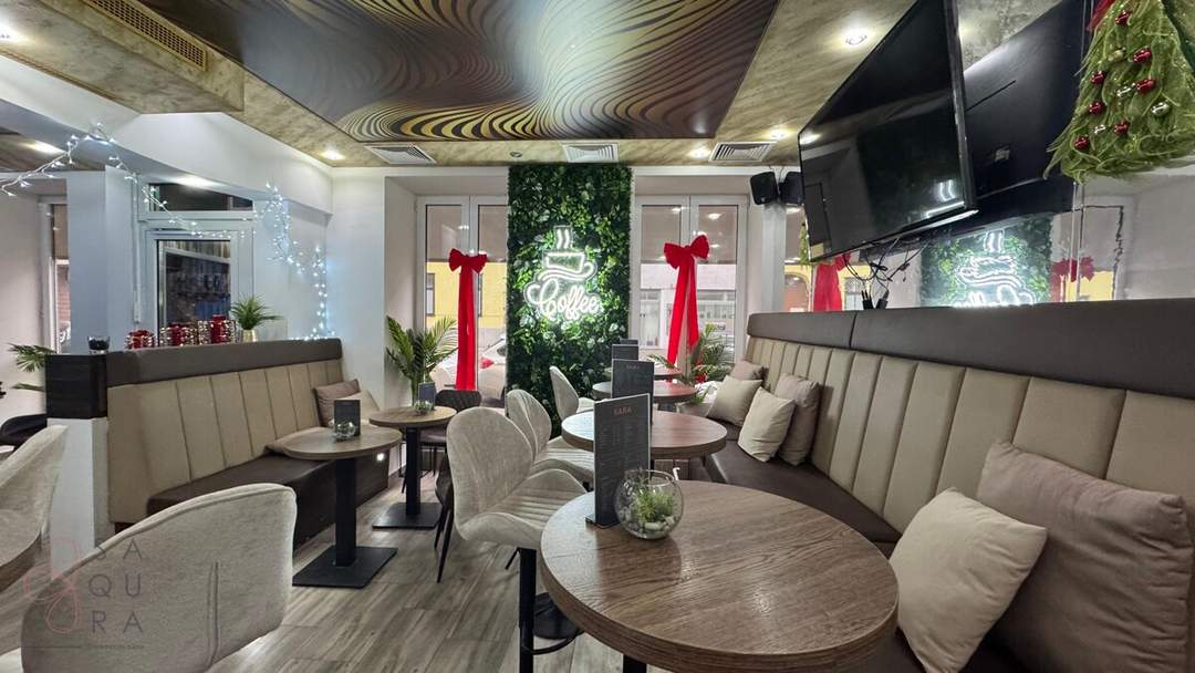 Branchenfrei - Voll ausgestattetes Café – sofort betriebsbereit