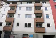 15370 - Hofruhelage mit Balkon und Dachterrasse