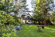 Einzigartiges Baugrundstück mit Knusperhäuschen in absoluter Ruhelage