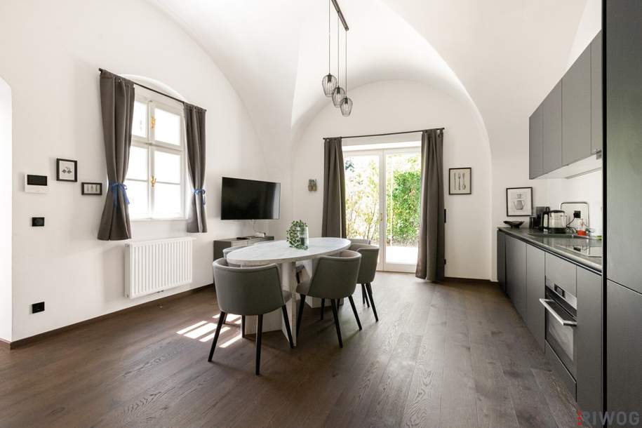 115,42 m² Design-Altbau mit Gewölben & Eigengarten-Terrasse sowie Poolnutzung – elegante Wohnküche, XL-Regendusche, Wohnung-miete, 3.800,82,€, 1190 Wien 19., Döbling