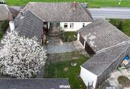 Bauernhaus uneinsehbarem Innenhof und Garten