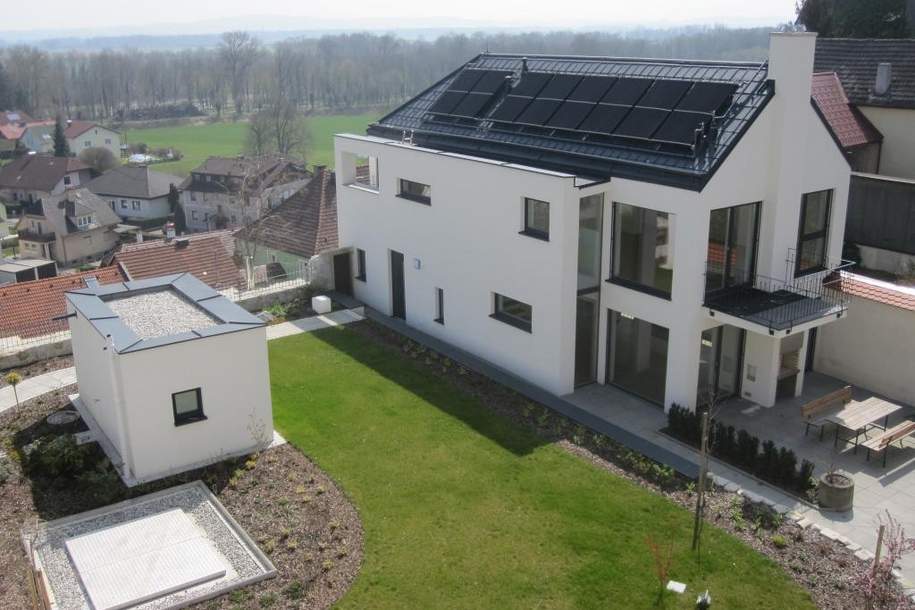 Moderne Stadtvilla mit toller Aussicht in Enns zu mieten!, Haus-miete, 2.719,00,€, 4470 Linz-Land