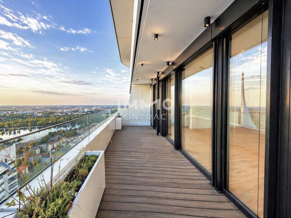 DANUBEFLATS. 40. Etage inkl. 30m2 Balkon - The One And Only