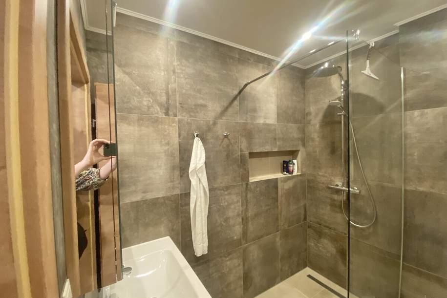 Perfekt + Hochwertig ! 2 Zimmer Wohnung + separater Küche und Essplatz. Furnished 1 bedroom next U1, Wohnung-kauf, 360.000,€, 1100 Wien 10., Favoriten
