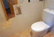 2-Zimmer-Wohnung mit kleinem hofseitigem Balkon, 5 Min Fußweg zum 1.Bz.!