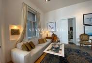 TOLLES ALTBAUAPARTMENT AM KARLSPLATZ