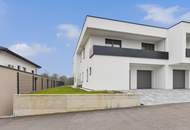 Luxus Doppelhaus mit Pool und Klimaanlage !