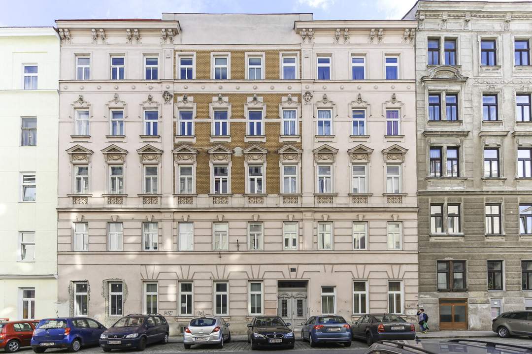 Stolberggasse - Renovierungsbedürftige 2,5-Zimmer-Altbauwohnung mit Potenzial