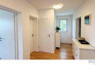 MAUER, GARTEN, MEINS! modernes Einfamilienhaus mit Terrasse &amp; Garage | ZELLMANN IMMOBILIEN