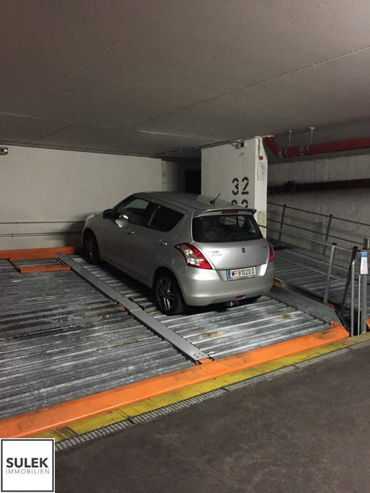 KFZ-Stellplatz in der Billrothstraße / nahe Peter-Jordan-Straße!