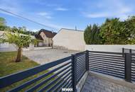 Urlaub zu Hause: Modernes Generationenhaus mit Pool & Palmen-Oase in Aspersdorf! Ideal für Familie, Beruf & Entspannung