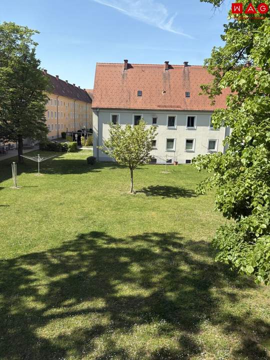 Preiswerte 3-Zimmerwohnung mit herrlichem Blick ins Grüne und flexibler Raumaufteilung! Genießen Sie die Ruhe und Idylle eines kleinen Mehrparteienhauses in zentraler Lage in Steyr Münichholz!