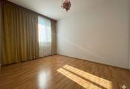 Stilvolle 5-Zimmer-Wohnung mit 3 Loggien (inkl. Parkplatz)