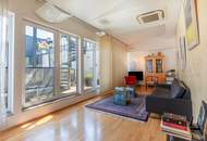 "Girardi’s Skyline-Views: Exclusive Maisonette Near Naschmarkt!"