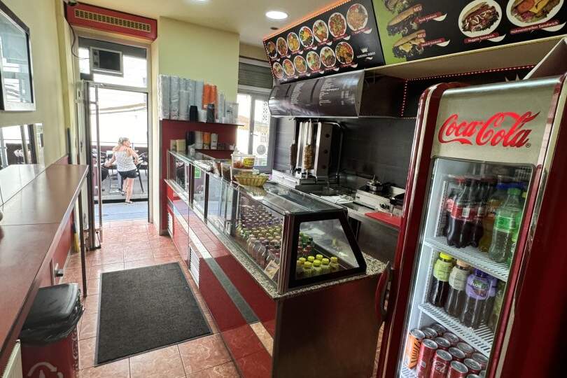 SEHR GÜNSTIGE MIETE! SOFORTÜBERNAHME MIT STAMMKUNDEN!!, Gewerbeobjekt-miete, 449,00,€, 1030 Wien 3., Landstraße