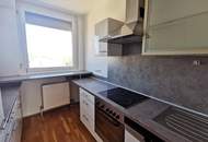 Helle 3-Zimmer-Wohnung mit Loggia - WG geeignet!