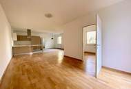 FÜR SINGLES ODER PAARE MIT FIXEM EINKOMMEN - GROSSZÜGIGE WOHNUNG MIT TERRASSE