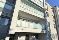 Großzügiges, renovierungswürdiges 4-Zimmer Eigentums-Juwel im Zentrum mit Aussichts-Loggia