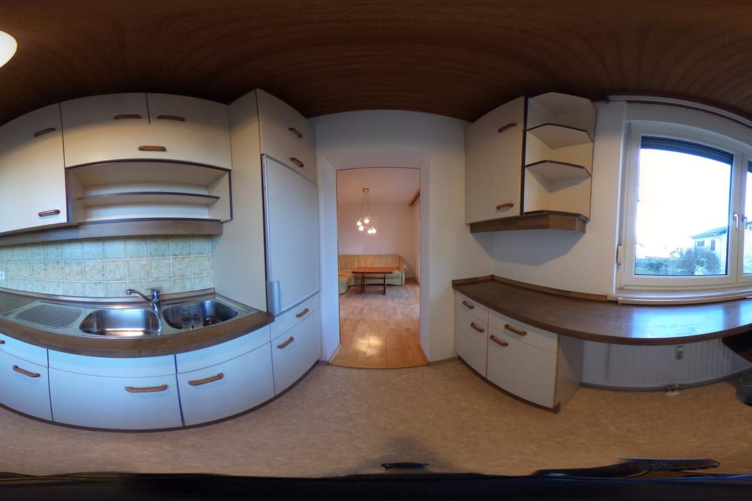 Zuhause ankommen – Gemütliche 2-Zimmer-Wohnung mit Loggia und separater Küche