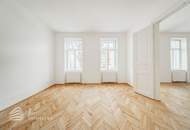 Grosszügige helle 2-Zimmer Altbau-Wohnung in zentraler Lage