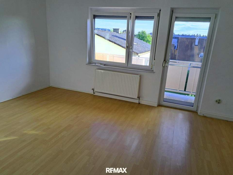 3 Zimmer + Wohnküche mit Ausblick , Grünruhelage im Zentrum, Erstbezug nach Adaptierung