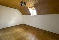 Preisgesenkt – Sonniges Zuhause mit Potenzial – Haus mit Stadl, Garten und Top-Anbindung in Arnoldstein