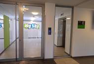 "3-Zimmer-Wohnung mit Panorama - 18 Stock, Garage &amp; Fitness im Haus"