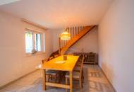 Traumhafte Grünruhelage in einer Sackgasse: Voll unterkellertes Familienhaus mit Carports