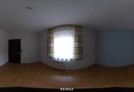 *** Helle Erdgeschosswohnung mit Balkon, 2 Schlafzimmern &amp; viel Potenzial in Langenwang ***