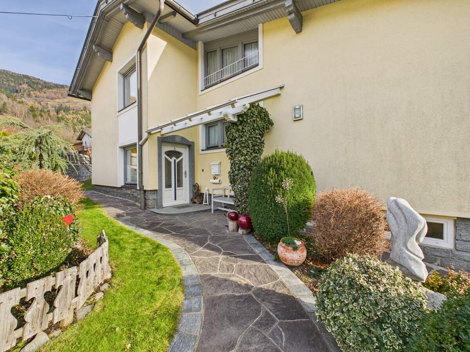 Gepflegtes Einfamilienhaus mit vielseitiger Raumaufteilung und liebevoller Gartenanlage
