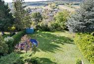 Sonniger Bungalow mit südseitigem Garten inkl. Fernsicht & Pool | neue Einbauküche | Klima | voll unterkellert