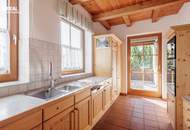 Landhausjuwel auf über 1.000 m² Eigengrund - exklusives Wohnen mit Charme