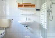 Kapitalanleger - Vermietete Maisonette-Wohnung mit Terrasse, Eigengarten und Carport