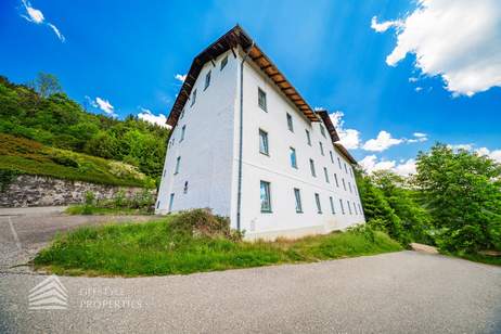 Sanierungsbedürftiges Wohnhaus mit 24 Wohneinheiten in Hanglage, Gewerbeobjekt-kauf, 360.000,€, 8664 Bruck-Mürzzuschlag