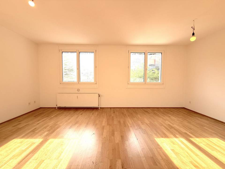 Drei-Zimmer-Wohnung mit zweiseitiger Belichtung über Kornhäusel Plaza