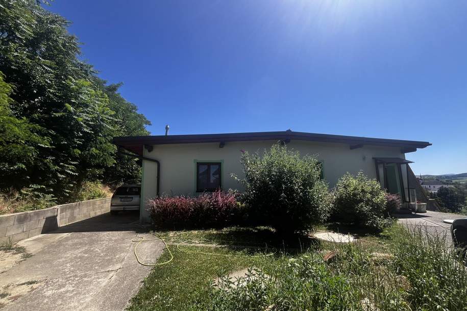 "Goßflächiges Grundstück mit 2 Bungalowbauten und herrlichem Ausblick", Haus-kauf, 299.000,€, 3042 Tulln