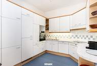Stilvolle Villenwohnung mit unverbaubarem Blick auf die Traun – Kauf als Zweitwohnsitz möglich