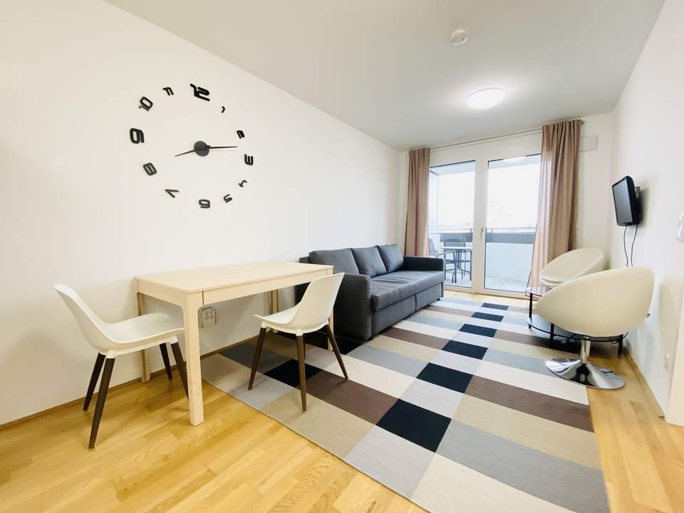 MODERNES WOHNEN - Möblierte 2-Zimmer Stadtwohnung mit Fernblick